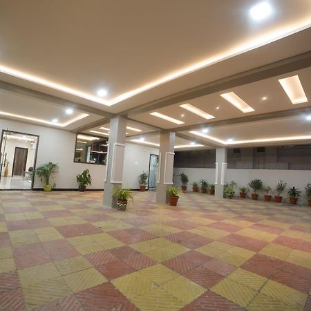 Our Nest Banjara Hotell Hyderabad Exteriör bild