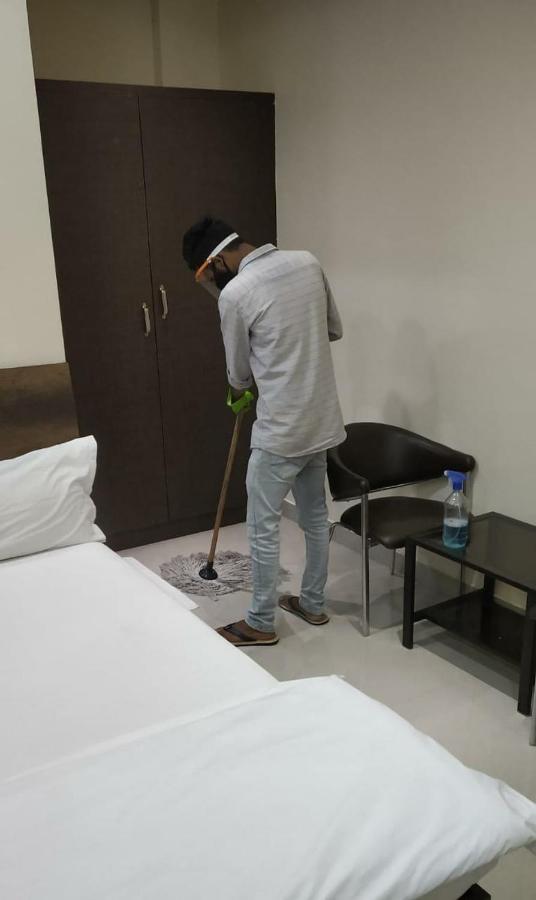 Our Nest Banjara Hotell Hyderabad Exteriör bild
