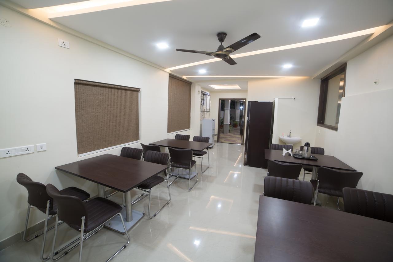 Our Nest Banjara Hotell Hyderabad Exteriör bild